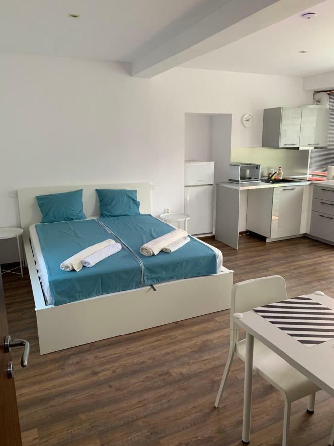 Lilia 4 Self-Check In Apartment София Экстерьер фото